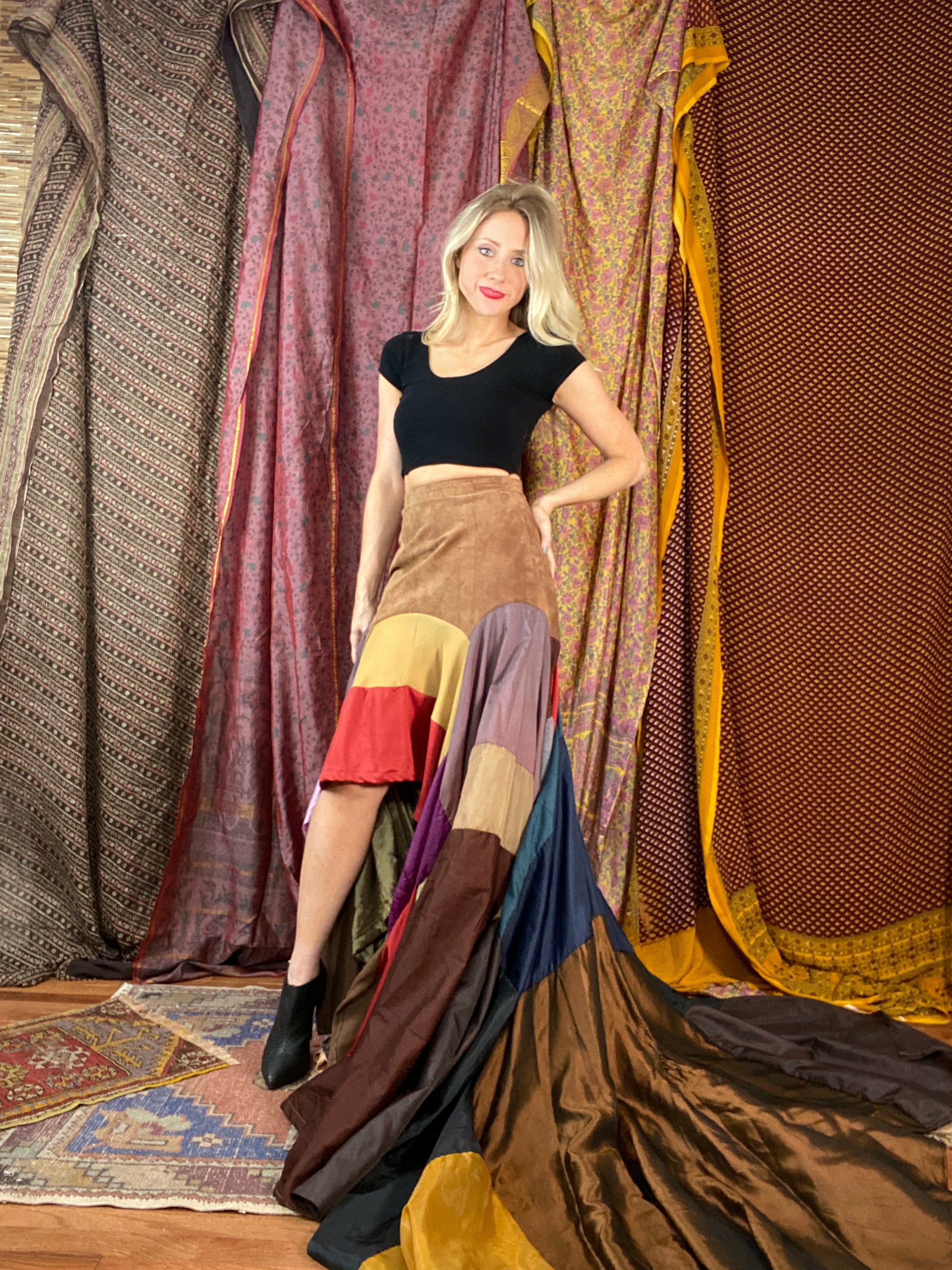 XS/0/2 Leather Red Carpet Skirt - The Morgan Factory
